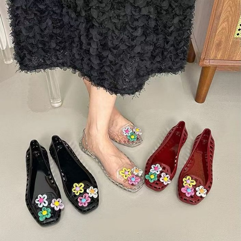 Hollowed kawaii dopamine Shoe  - Supply Florist 评论和价格